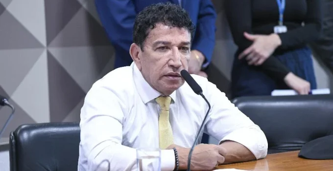 Moraes nega pela segunda vez visita de Magno Malta a Bolsonaro na Papuda