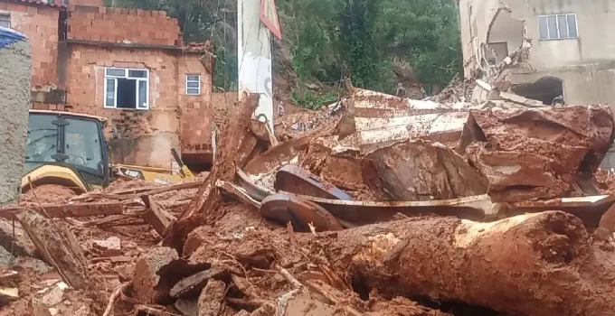 Tragédia em Minas: Chuvas deixam 70 mortos, 8.500 desalojados e aulas suspensas em Juiz de Fora