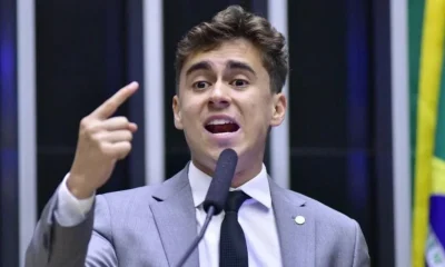 Nikolas Ferreira critica visita de Lula a MG após ser acusado de 'caçar likes' em tragédia