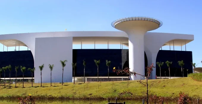 Governo de Minas Anuncia Recomposição Salarial de 5,4% para Servidores Públicos Estaduais