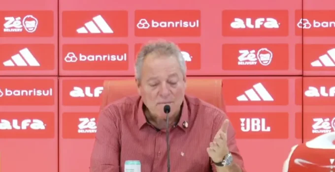 Abel Braga pede desculpas após declaração homofóbica em apresentação no Inter: "Cores não definem gêneros"