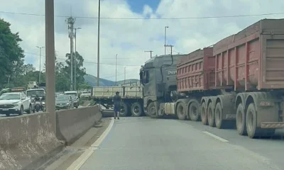 Anel Rodoviário de BH: Dois Acidentes Graves com Caminhões Interditam Vias e Causam Longos Congestionamentos