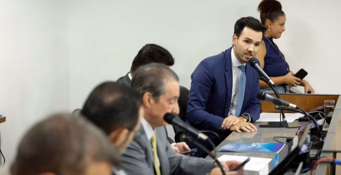 Tadeu Leite é aprovado em sabatina e indicado para conselheiro do TCE-MG com apoio unânime dos deputados