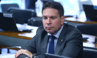 Alexandre Ramagem desafia STF e pede que extradição seja analisada por juiz dos EUA após condenação
