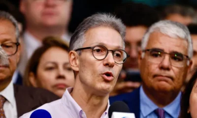 Zema sinaliza aliança entre PSD e PL em Minas para apoiar candidatura de Simões ao governo estadual