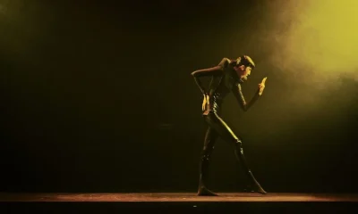 Thai de Melo Traz Monólogo Reflexivo "Como é que eu vim parar aqui?" a Belo Horizonte em Março