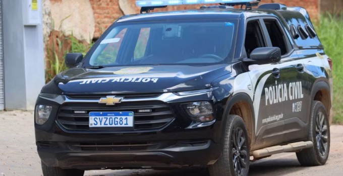 Delegada de BH é presa após marido ser flagrado dirigindo viatura descaracterizada em faixa exclusiva do Move