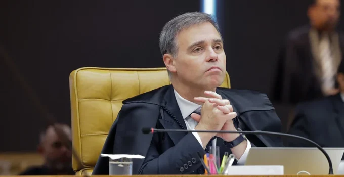 Drogas são a 3ª maior commodity de exportação do Brasil, revela ministro do STF André Mendonça