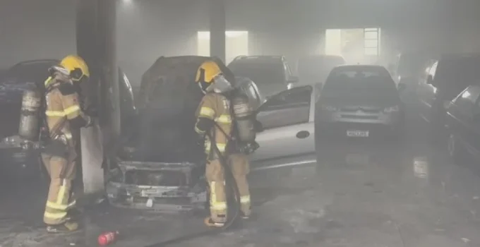 Incêndio de Grandes Proporções Devasta Concessionária de Veículos na Região Nordeste de BH; Não Há Vítimas Registradas