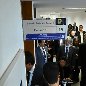 Dados de Daniel Vorcaro na CPMI do INSS sofrem com "senhas" e frustram parlamentares