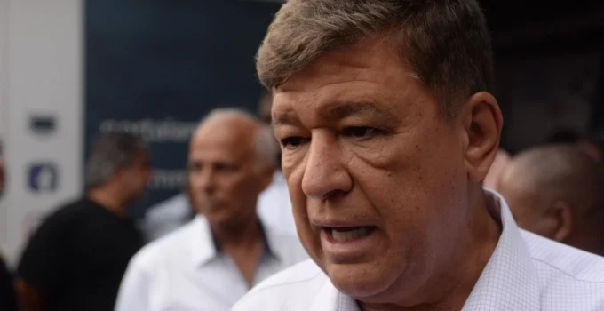 Carlos Viana confirma vídeos íntimos em celular de empresário investigado pela CPMI do INSS