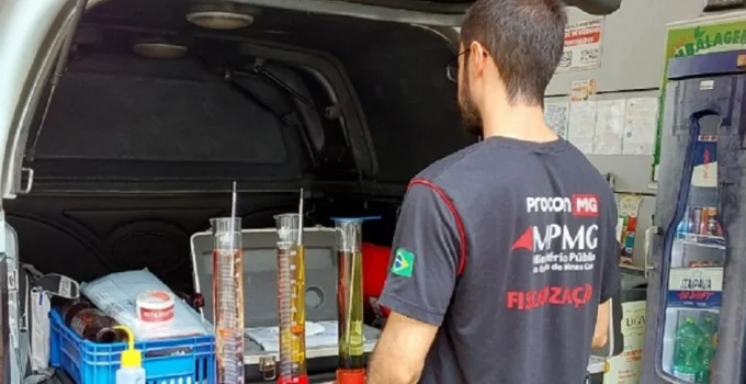 Procon-MPMG Flagra Postos com Irregularidades em Cataguases; Cinco Estabelecimentos Autuados