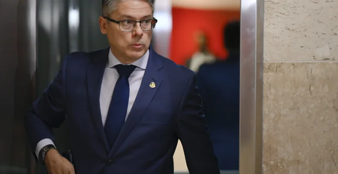 Relator do PL Antifacção Aumenta Verbas para Polícias e Mantém Penas Severas em Novo Parecer