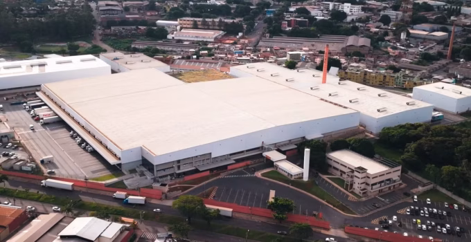 Araujo Investe R$ 150 Milhões e Amplia Centro de Distribuição para Abrir 150 Lojas em Minas Gerais até 2028