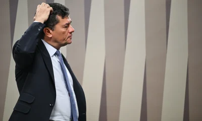 Sergio Moro troca União Brasil pelo PL e mira Governo do Paraná com apoio de Flávio Bolsonaro