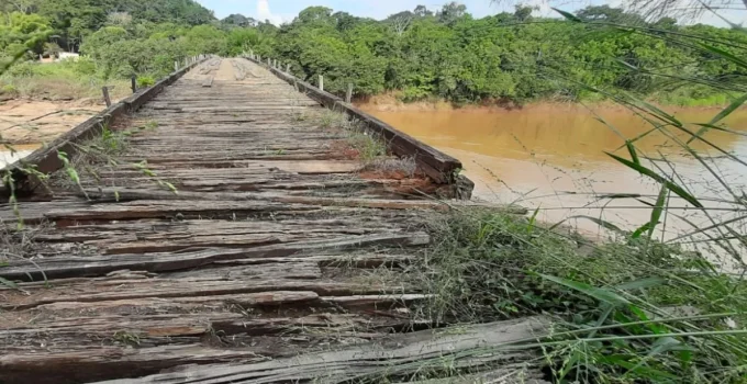 Reconstrução da Ponte Queimada em Marliéria reabre debate sobre proteção do Parque Estadual do Rio Doce