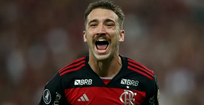 Léo Ortiz retorna ao Flamengo contra o Ceará após gesto de grandeza na final da Libertadores