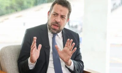 Boulos e grupo ligado a ele avaliam saída do PSOL rumo ao PT em meio a divergências partidárias