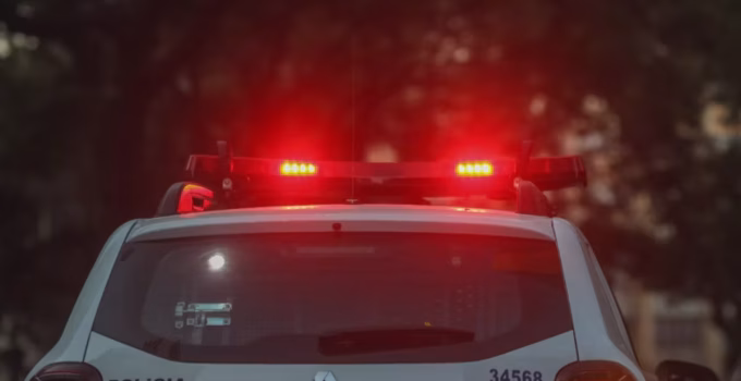 Homem é preso após desligar oxigênio da mãe de 82 anos em Ribeirão das Neves, na Grande BH