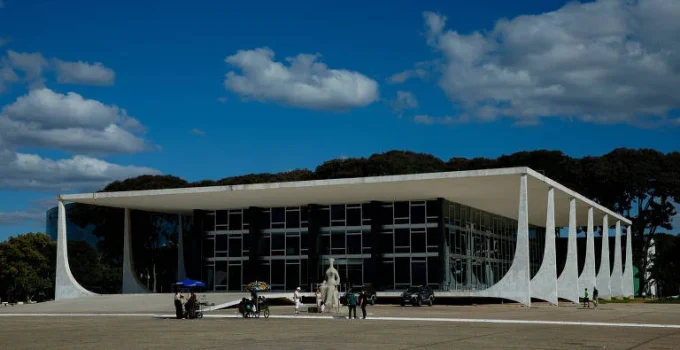 Seis ministros do STF receberam verbas acima do teto; Moraes lidera lista com R$ 1 milhão