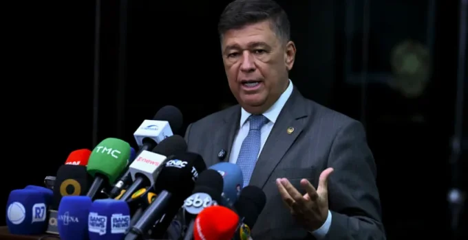 Senador Viana ameaça acionar Fachin por silêncio do STF sobre número ligado a ex-banqueiro