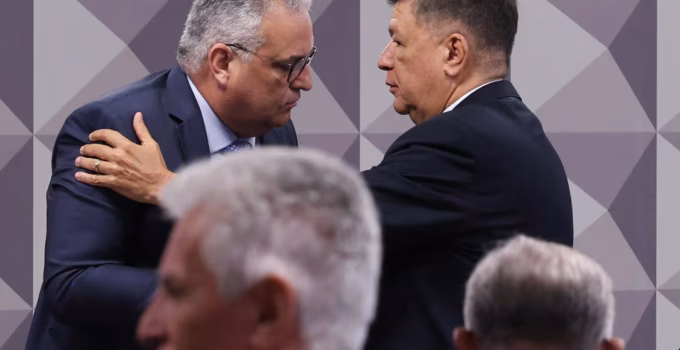 Cúpula da CPMI do INSS pressiona STF sobre prazo para Alcolumbre prorrogar investigação