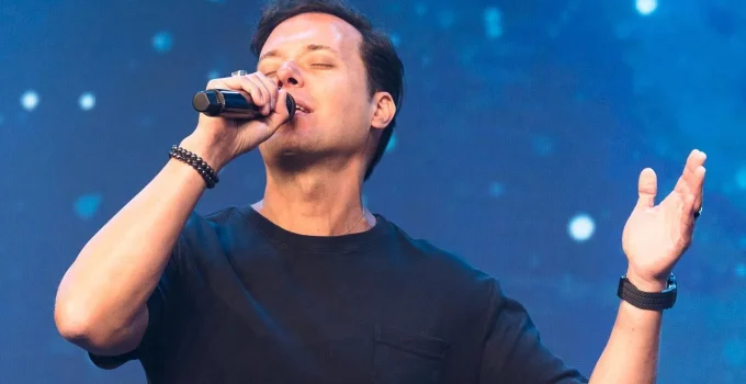 Senador teria alertado André Valadão para não retornar ao Brasil em janeiro de 2026