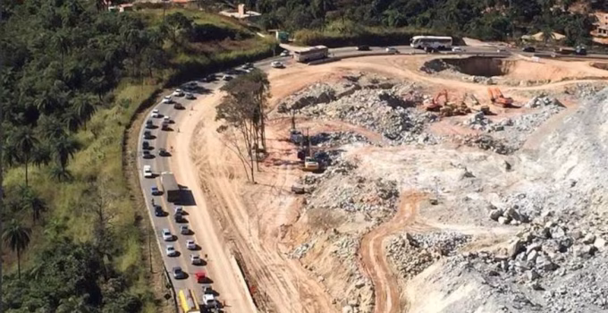 Mulher é esfaqueada 5 vezes pelo marido na frente do filho autista em Ibirité, Região Metropolitana de BH