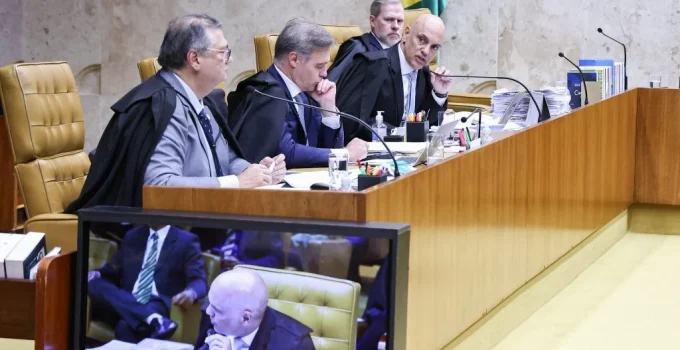 STF derruba decisão de Mendonça e impede prorrogação da CPMI do INSS