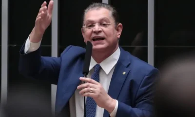 Líder do PL na Câmara anuncia queixa-crime contra Gilmar Mendes no STF