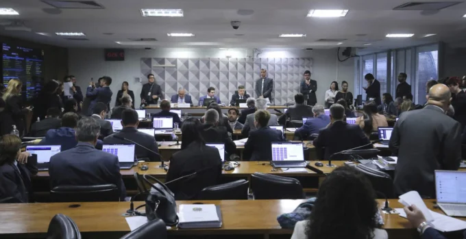 Placar da Rejeição: Saiba como votou cada parlamentar na CPI do INSS