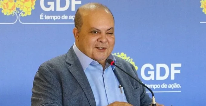 Ibaneis Rocha renuncia ao Governo do DF em meio a crise do BRB e de olho em 2026