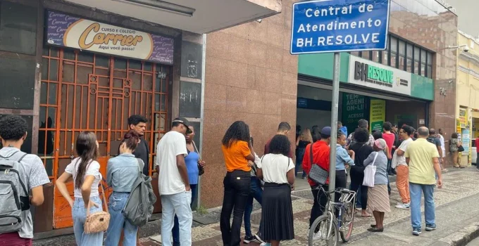 Sine BH abre mais de 500 vagas de emprego com salários de até R$ 5 mil; saiba como se candidatar