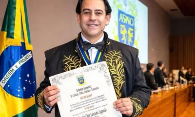 Genro de Lula recebe honraria em solenidade em Brasília