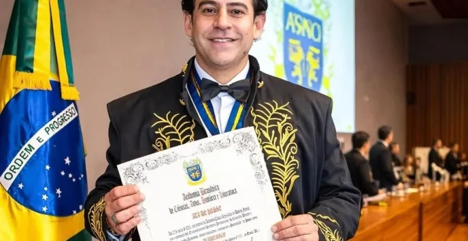 Genro de Lula recebe honraria em solenidade em Brasília