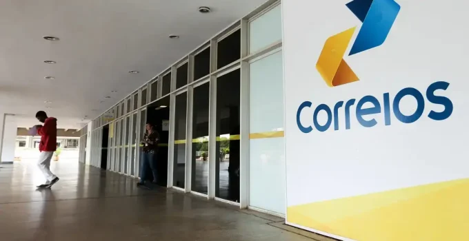 Governo avalia flexibilizar meta fiscal de estatais em 2026 para cobrir rombo dos Correios