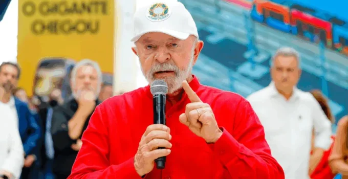 Marqueteiro orienta Lula a defender o Pix como 'nosso' em meio a críticas dos EUA