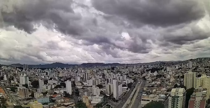 Sexta-Feira da Paixão em BH: Chuvas e Temperaturas Atingem até 29°C; Fim de Semana Persiste Nublado