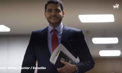 STF: Indicação de Jorge Messias avança na CCJ do Senado, mas aprovação segue indefinida