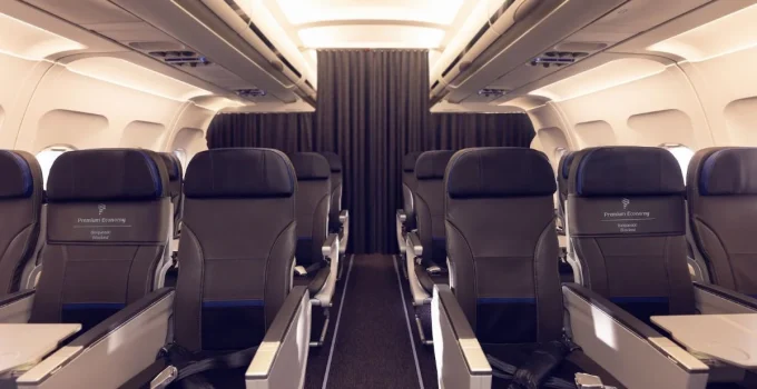 Latam é questionada pelo Procon sobre "banheiros premium" exclusivos para passageiros pagantes