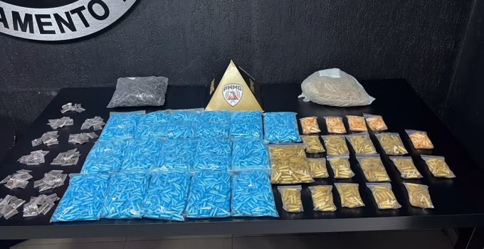 Guarda-drogas do Comando Vermelho é preso em BH com mais de 4 mil pinos de cocaína