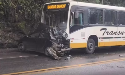 Carro bate em ônibus de viagem na BR-040 em MG: motorista morre e dois passageiros ficam feridos