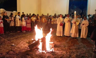 Minas Gerais celebra a Vigília Pascal com benção do fogo novo e procissões da luz