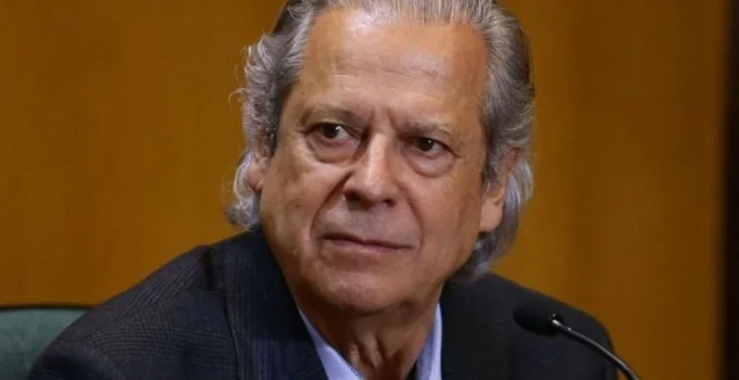 STF precisa de reformas e "o rei está nu", afirma José Dirceu