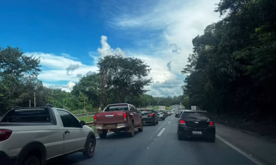 BR-040: Longo engarrafamento na chegada a BH castiga motoristas em volta de feriado prolongado