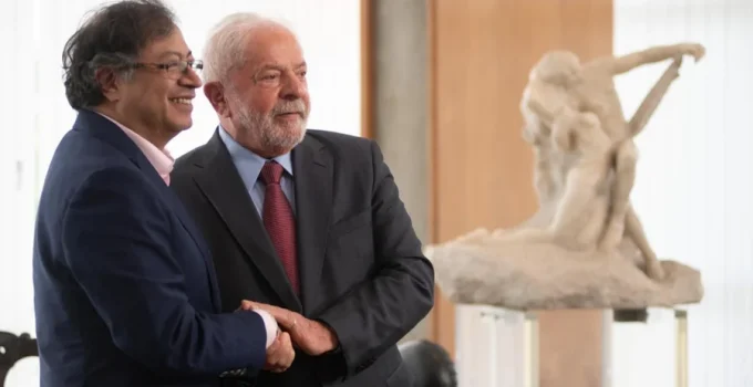 Petro propõe Pix para Colômbia após críticas dos EUA a sistema financeiro