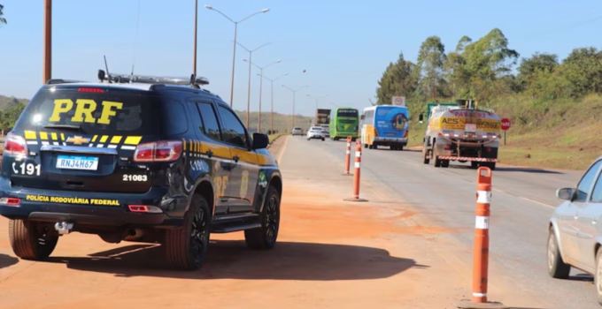 Minas Gerais Lidera Mortes em Rodovias Federais no Feriado da Semana Santa, Apesar da Queda de Acidentes Estaduais