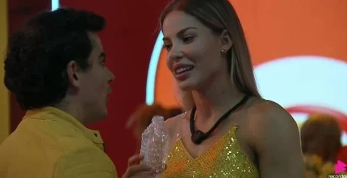 Chico Barney defende romance de Dudu Camargo e Saory em A Fazenda e rebate 'estratégia Juliette' de Tamyres