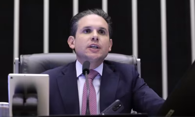 Escala 6x1: Motta diz que PEC deve ir a voto na CCJ na próxima semana e governo desiste de novo texto